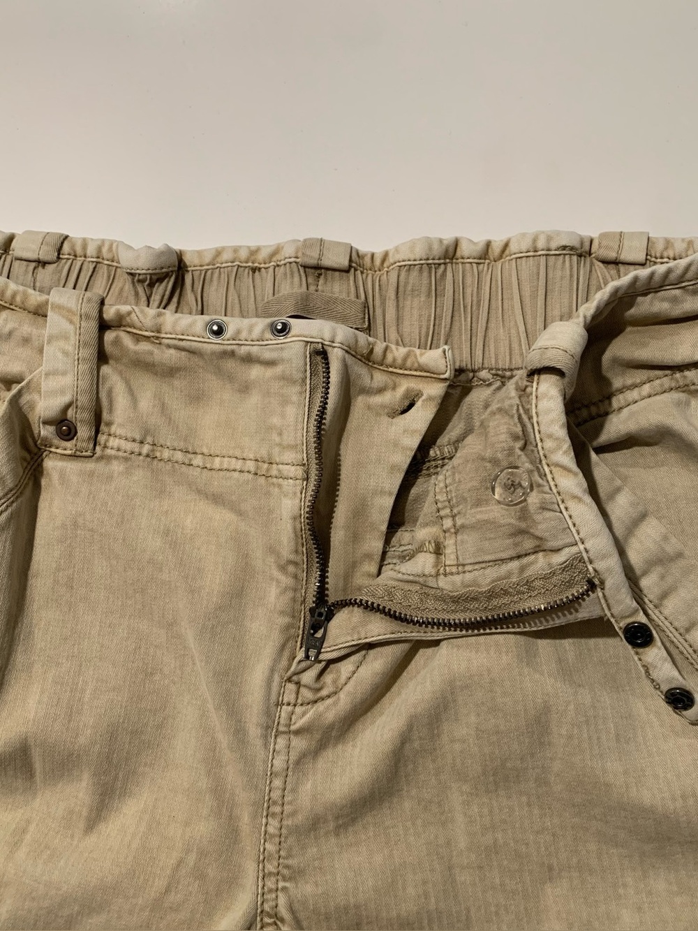We The Free Can’t Compare Slouch Khaki Cargo Utility Pants Streetwear Gorpcore S - Picture 7 of 16